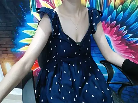 Farhana beautyfull online show from 04.23.26