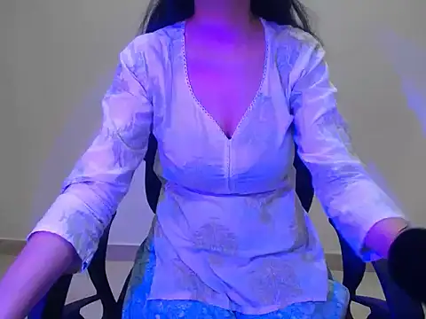 Farhana beautyfull online show from 06.20.26