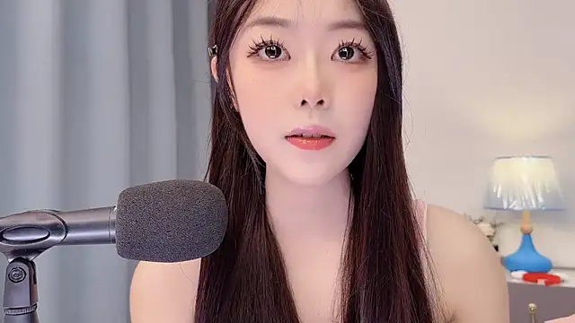 smalldaisy online show from 04.23.26