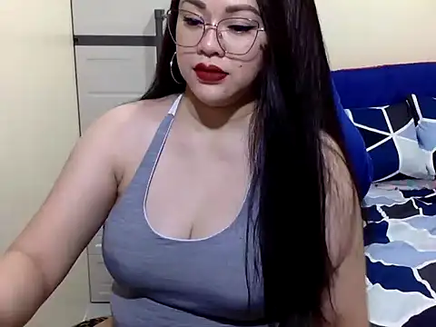 Snapshot of celine_margo chatting on 04.02.26 celine margo online show from 04.02.26