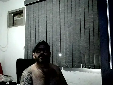 hairybeartopdominant online show from 12.19.25