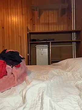 Snapshot of cassie_miller_velvet chatting on 03.05.26 cassie miller velvet online show from 03.05.26