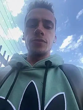 Snapshot of Deimon_hot1 chatting on 12.19.25 Deimon hot1 online show from 12.19.25