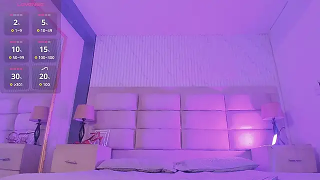 ManuelaEvans  online show from 03.12.26