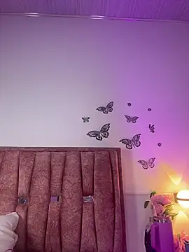 Violetta Moretti online show from 01.17.26