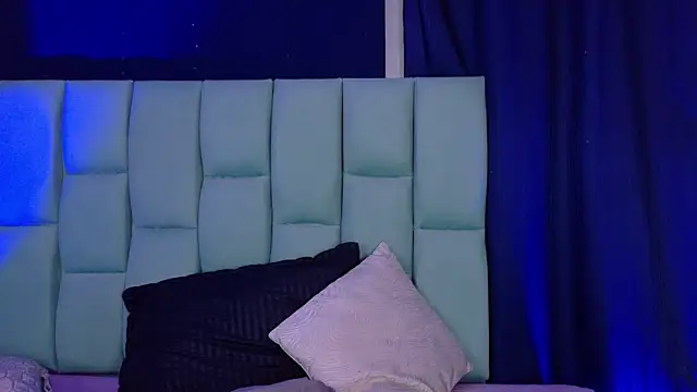 Emilyy05  online show from 06.24.26