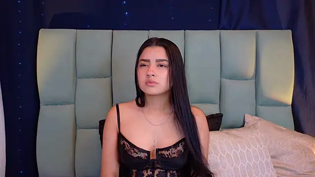 Emilyy05  online show from 07.16.26