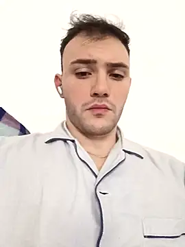 Snapshot of luke25bwc chatting on 12.22.25 luke25bwc online show from 12.22.25