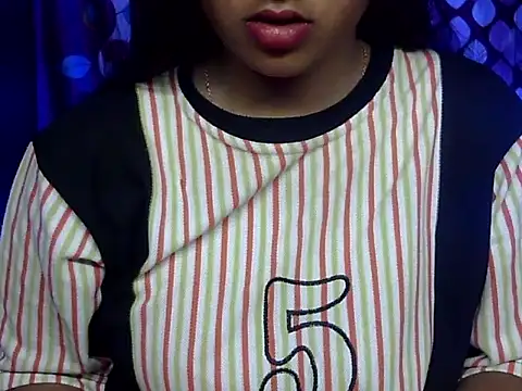 cute Dirty Diva online show from 02.24.26