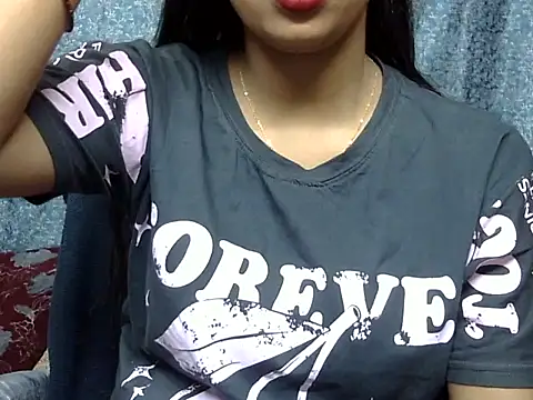 Snapshot of cute_Dirty_Diva chatting on 05.08.26 cute Dirty Diva online show from 05.08.26