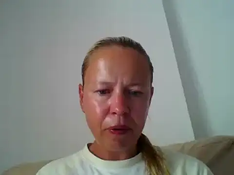 jennyblondeuk online show from 06.06.26
