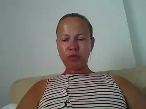 jennyblondeuk online show from 06.12.26