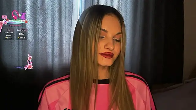 Snapshot of EmllyLighty chatting on 02.05.26 EmllyLighty online show from 02.05.26