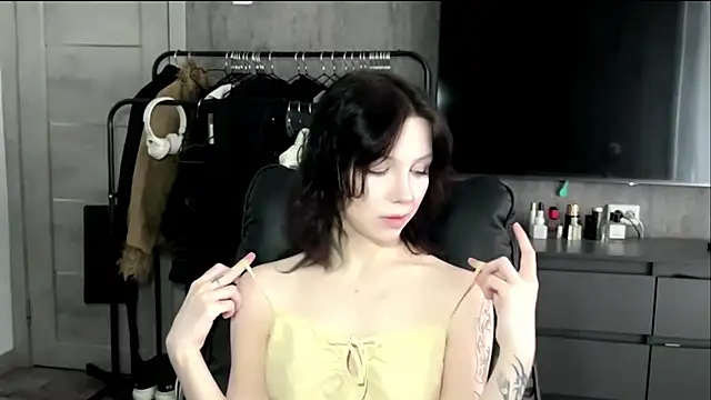 KateBlanket online show from 12.22.25