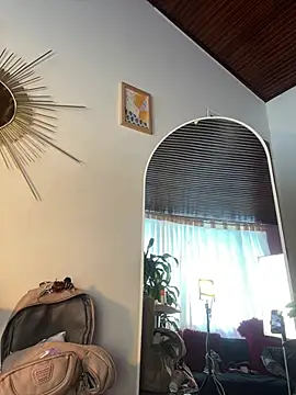  zoe bakerr online show from 06.25.26