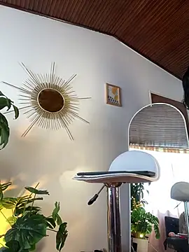  zoe bakerr online show from 07.14.26