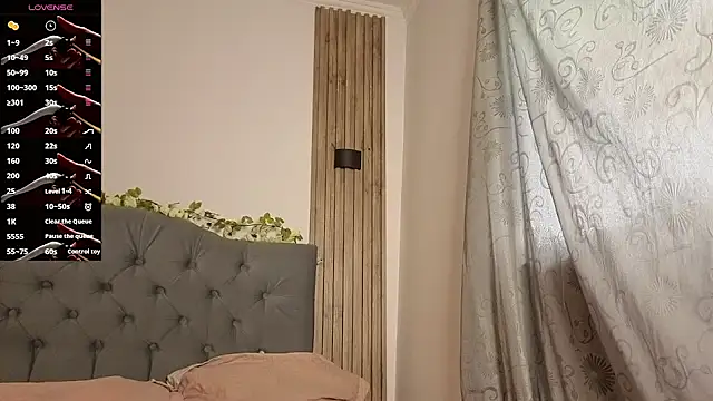 cute emmma online show from 05.16.26