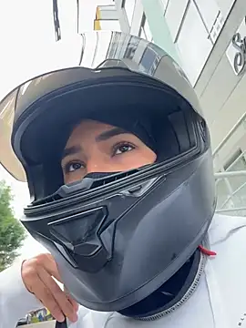 Ema Rose  online show from 01.12.26