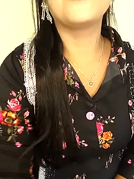 Deshi bhabhi143 online show from 04.26.26