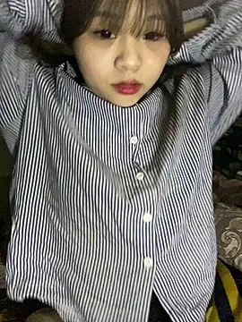 Snapshot of lili-roze chatting on 01.16.26 lili-roze online show from 01.16.26