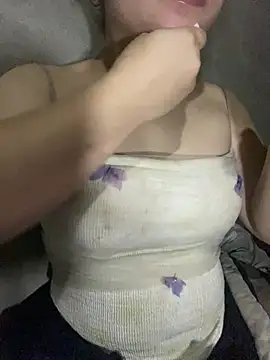 Snapshot of lili-roze chatting on 01.18.26 lili-roze online show from 01.18.26