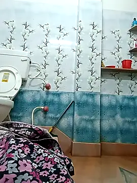 Hot-Angale online show from 05.04.26