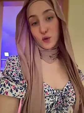 LuxBrunette  online show from 06.20.26