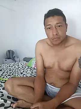 pareja latina1483 online show from 01.15.26