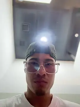 Latin Paisa Boy online show from 07.29.26