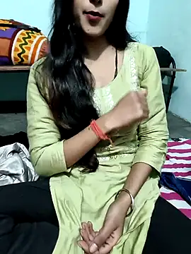 Snapshot of Yours-Zeenat chatting on 01.10.26 Yours-Zeenat online show from 01.10.26