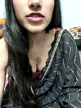 Snapshot of Yours-Zeenat chatting on 02.16.26 Yours-Zeenat online show from 02.16.26