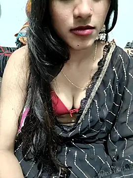 Snapshot of Yours-Zeenat chatting on 02.17.26 Yours-Zeenat online show from 02.17.26