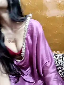 Snapshot of Yours-Zeenat chatting on 02.20.26 Yours-Zeenat online show from 02.20.26