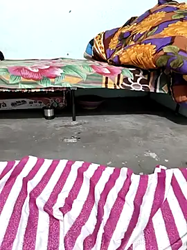 Snapshot of Yours-Zeenat chatting on 02.26.26 Yours-Zeenat online show from 02.26.26