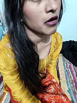 Snapshot of Yours-Zeenat chatting on 03.05.26 Yours-Zeenat online show from 03.05.26