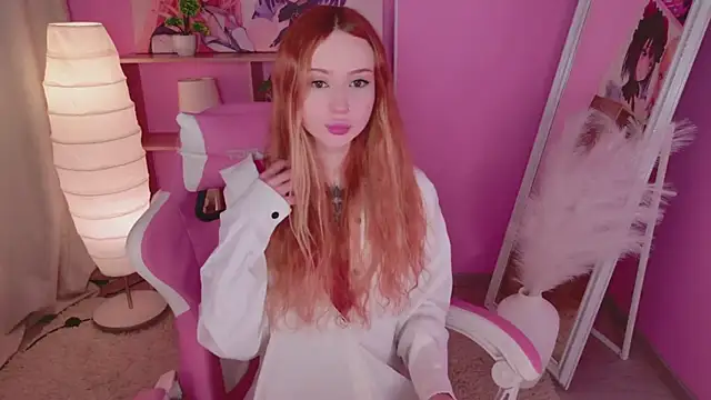 Zoe  Page online show from 03.16.26