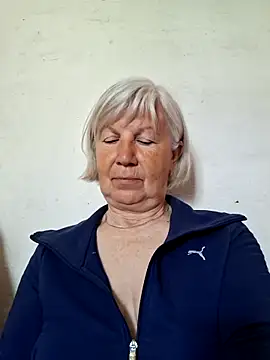 KlaudiaDarling online show from 04.30.26