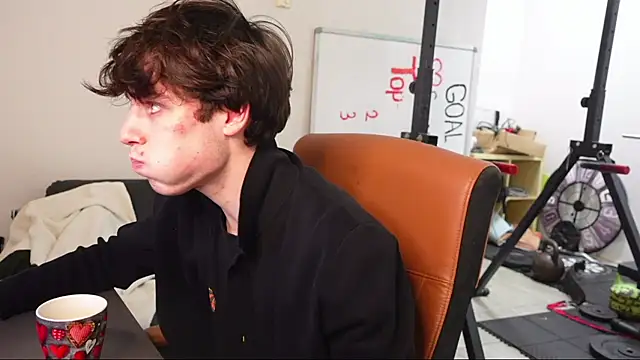 Snapshot of Daniel_Shawnn chatting on 01.14.26 Daniel Shawnn online show from 01.14.26