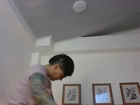 kat paradise online show from 03.03.26