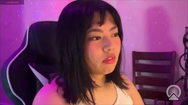 Snapshot of kuromixx444 chatting on 02.19.26 kuromixx444 online show from 02.19.26