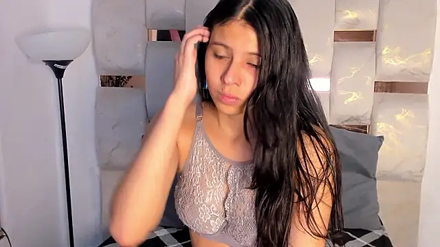 Snapshot of Silver_Breeze chatting on 03.26.26 Silver Breeze online show from 03.26.26