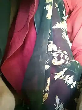 Snapshot of ASHA-78 chatting on 04.25.26 ASHA-78 online show from 04.25.26