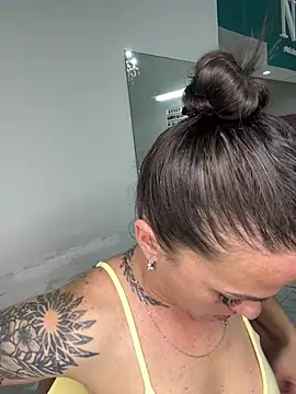 Snapshot of donatella07 chatting on 03.14.26 donatella07 online show from 03.14.26