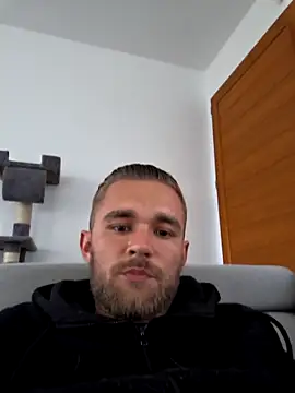 Benjamiinlt online show from 05.05.26