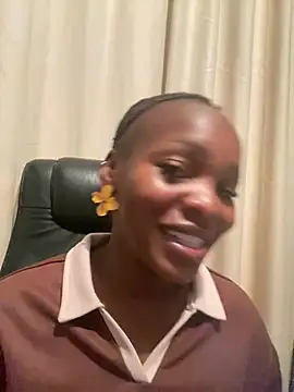xLissahx online show from 06.12.26
