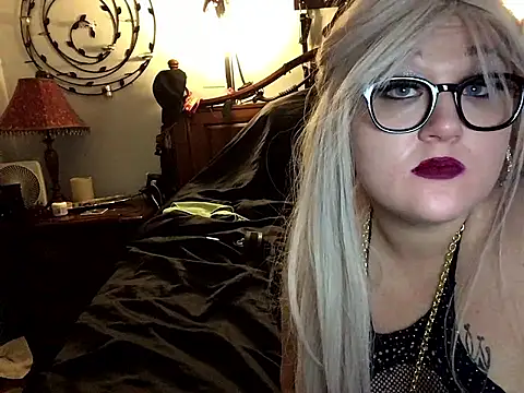 Snapshot of UnpleasantFan156 chatting on 01.19.26 UnpleasantFan156 online show from 01.19.26