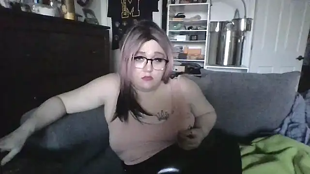 Snapshot of UnpleasantFan156 chatting on 03.22.26 UnpleasantFan156 online show from 03.22.26