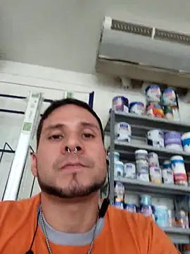 Snapshot of Brokkenwolf chatting on 03.26.26 Brokkenwolf online show from 03.26.26