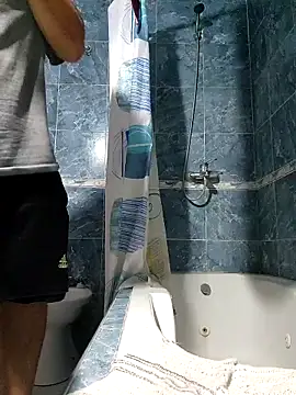 Snapshot of Brokkenwolf chatting on 03.28.26 Brokkenwolf online show from 03.28.26