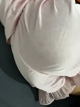 Snapshot of duyenem2k chatting on 03.17.26 duyenem2k online show from 03.17.26